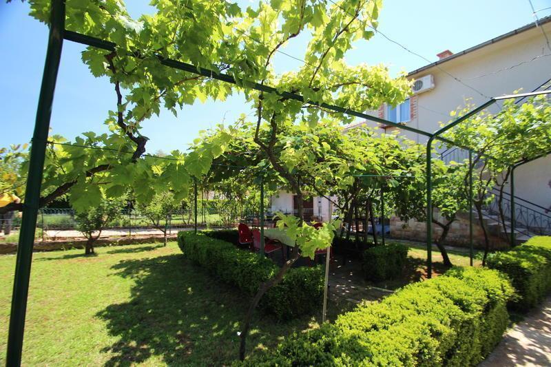 The Green House - 20M From The Beach Novigrad Istria Habitación foto